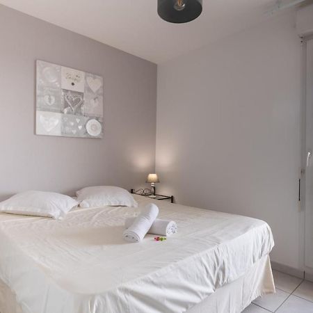 モントゥーAppt De Charme Avec Grand Balcon Proche Avignon Wifi Gratuitアパートメント エクステリア 写真